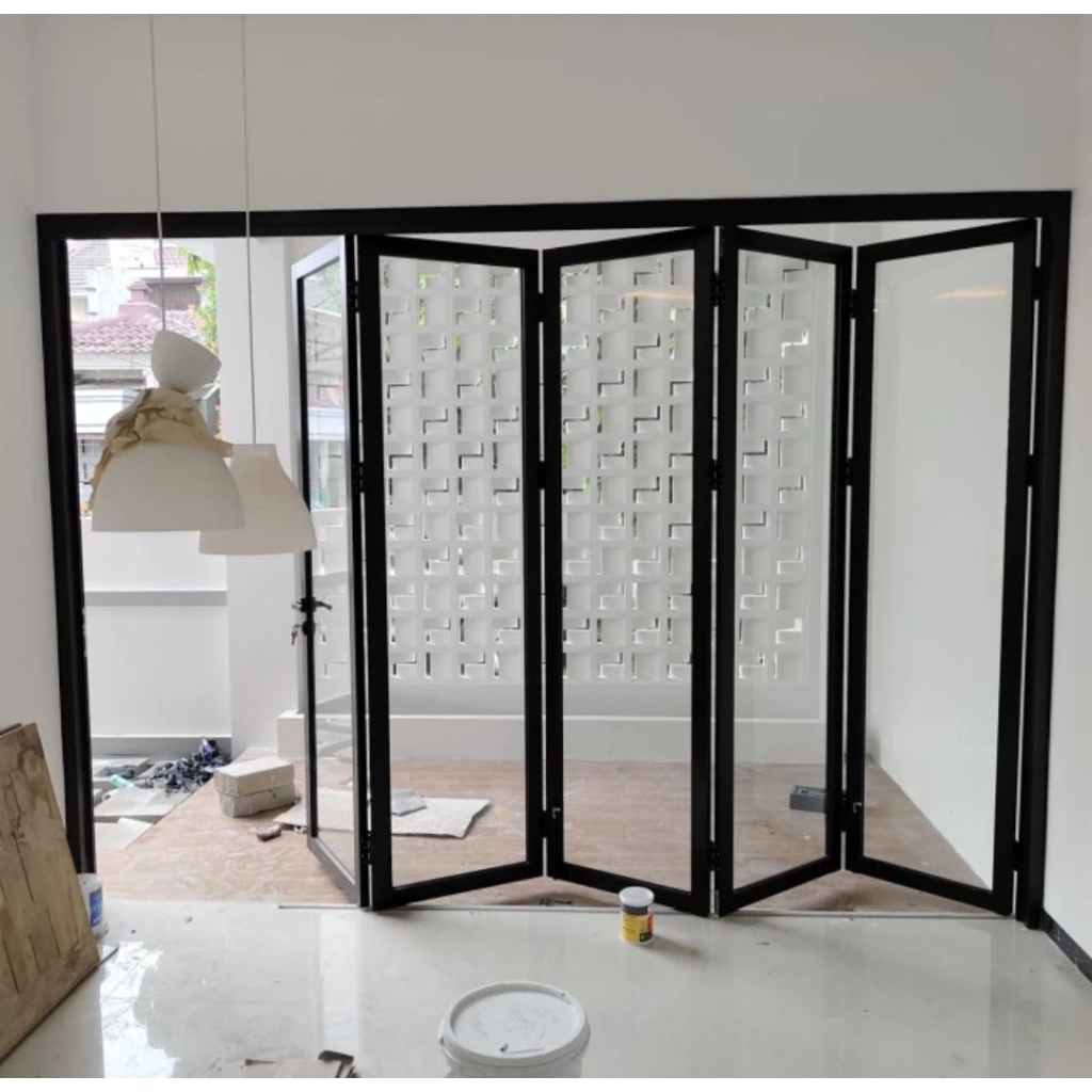 PINTU LIPAT ALUMINIUM KACA
