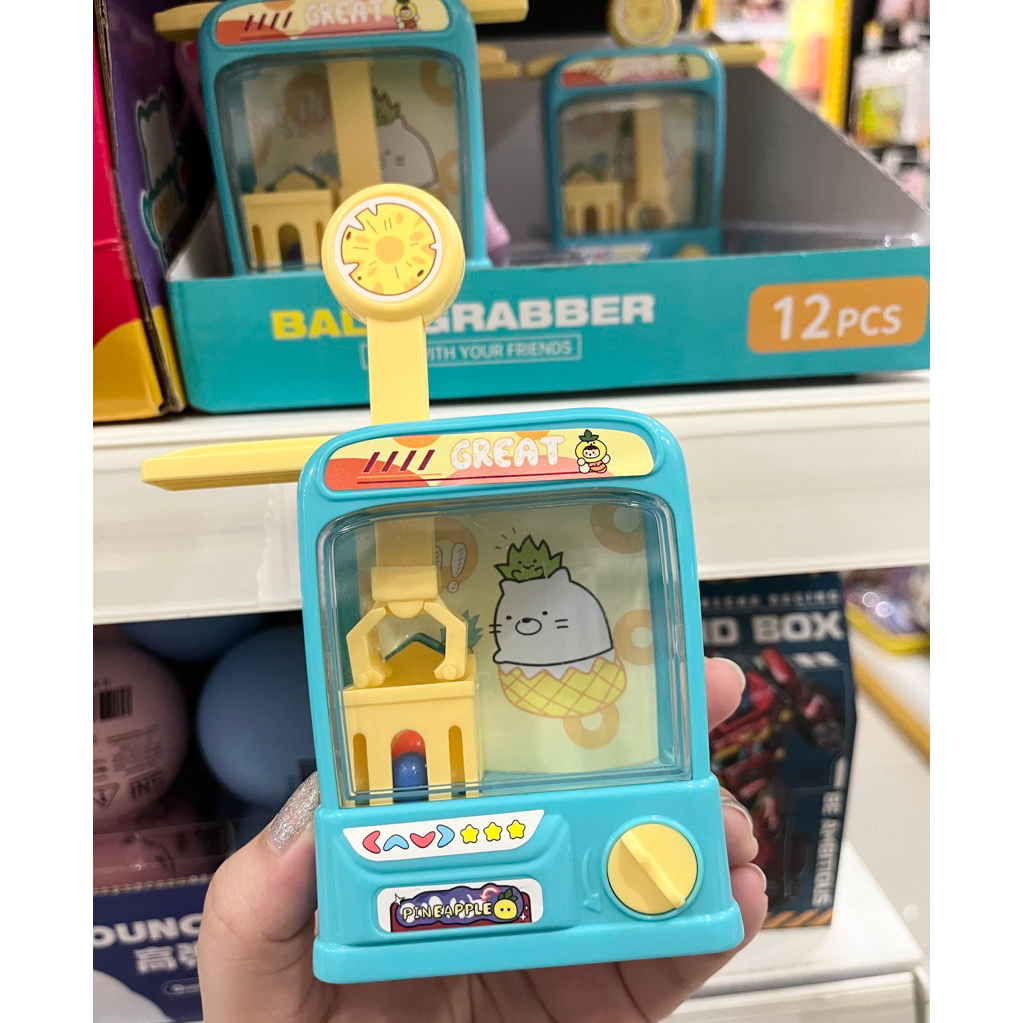 Mainan Mini Claw Machine