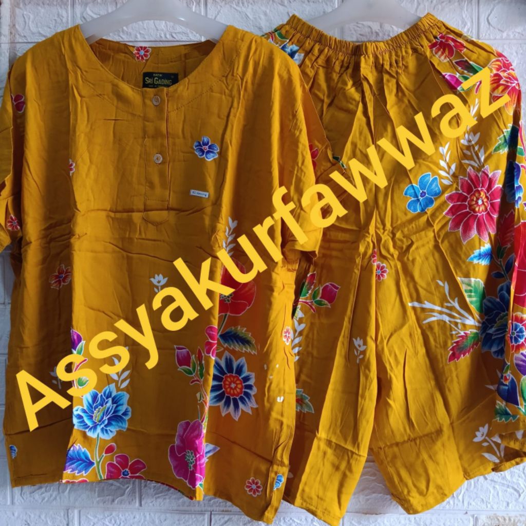 SETELAN CELANA KULOT PENDEK BATIK SRIGADING MOTIF BUNGA TANGKAI PUTIH