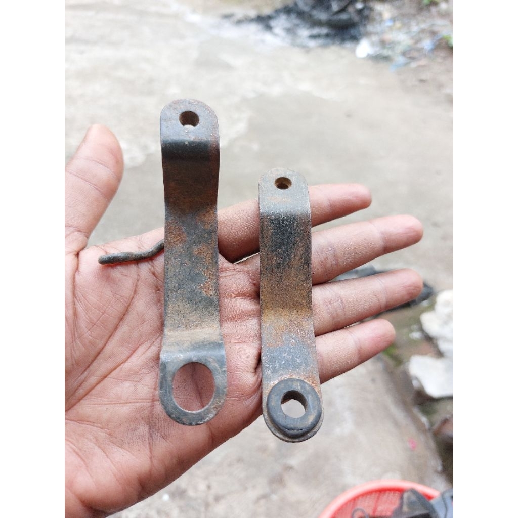 Breket Pangkon Dudukan Sayap Yamaha Vega R New Original