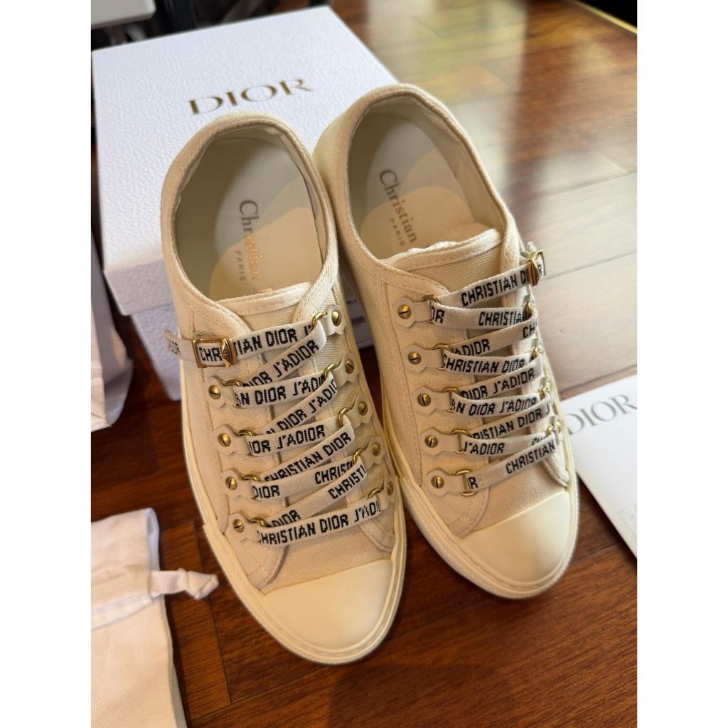 Walk'N'Dior Sneakers Women, SIZE 37 White Canvas