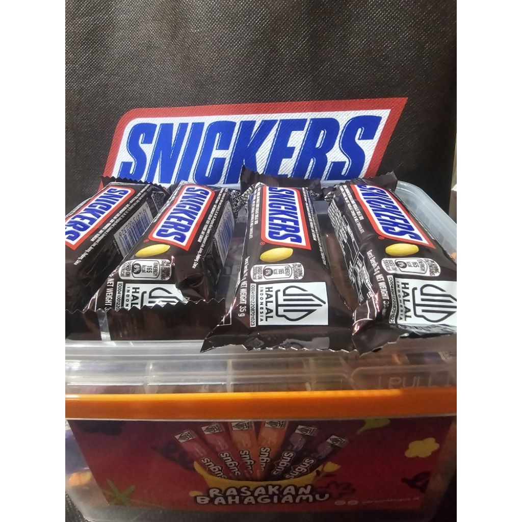 

Ready Stok Jastip PRJ Snickers 4 pc + Sugus 1 kotak 24 pc + Doublemint 3 pc