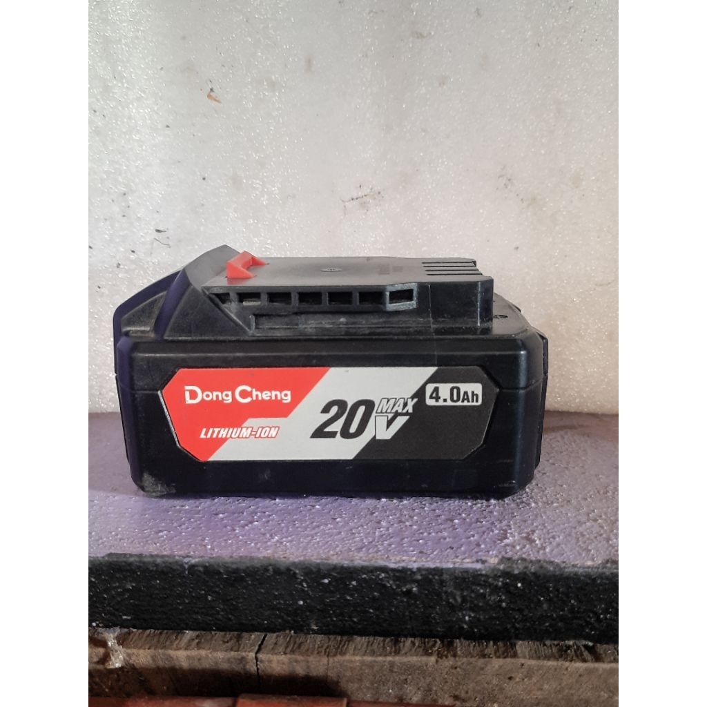 Baterai dongcheng 20v