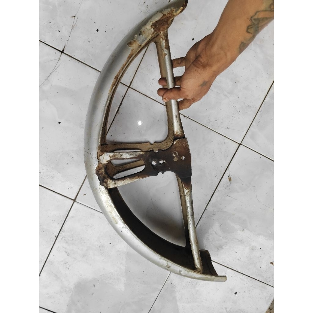 spakbor depan suzuki a100 a 100 original copotan