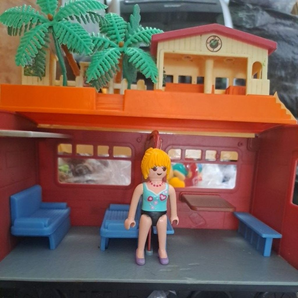 Mainan Geobra Roblox Playmobil Megabloks Lego Figure