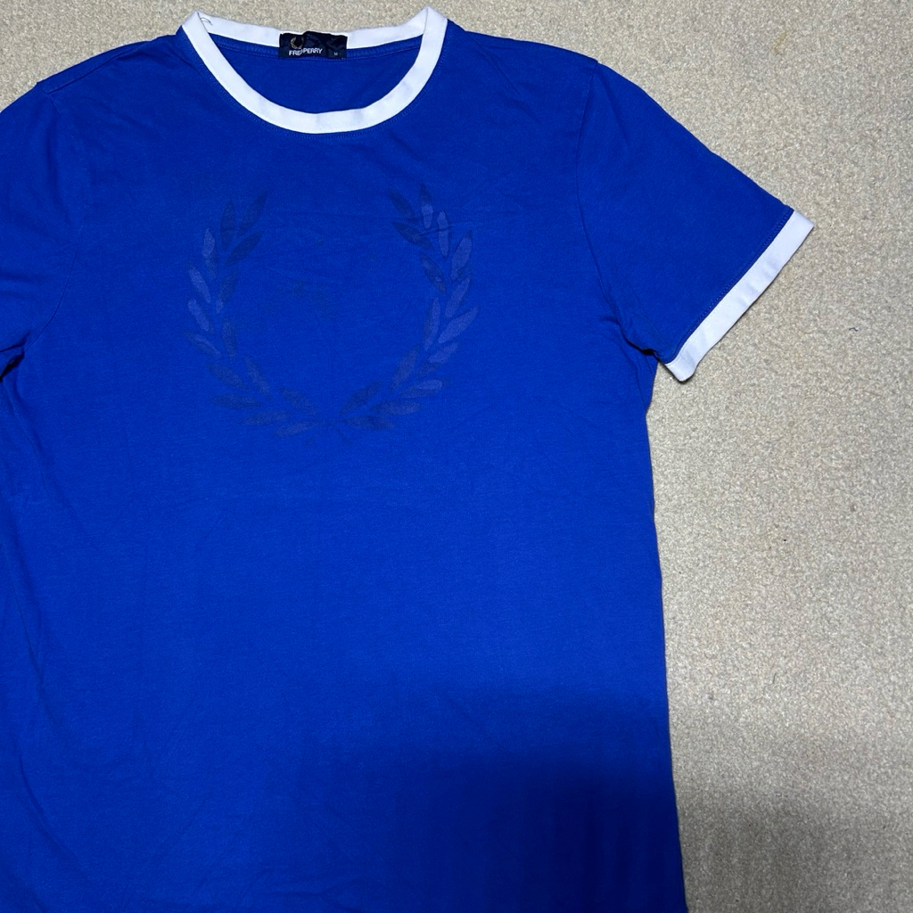 PRELOVED KAOS RINGERTEE FRED PERRY BLUE