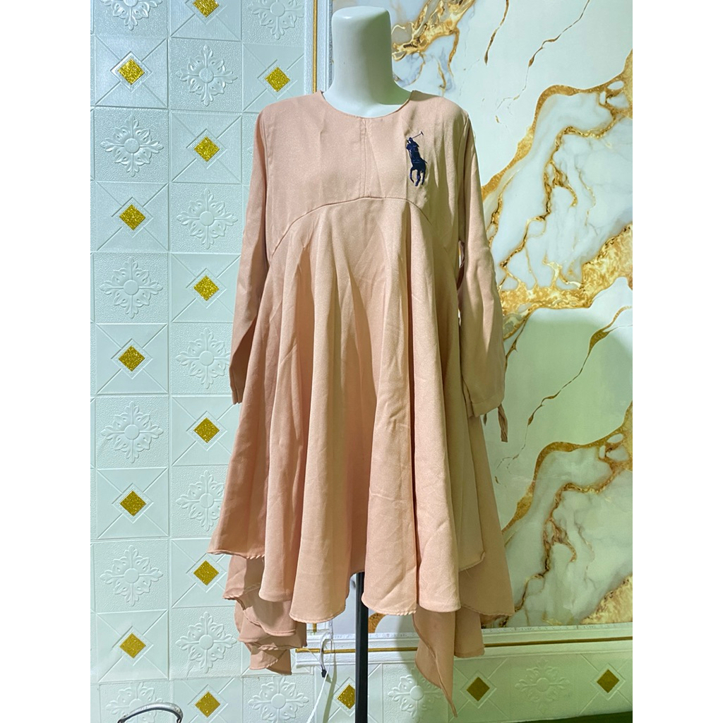 Tunik Wanita Warna Cream Polos Lengan Serut PL