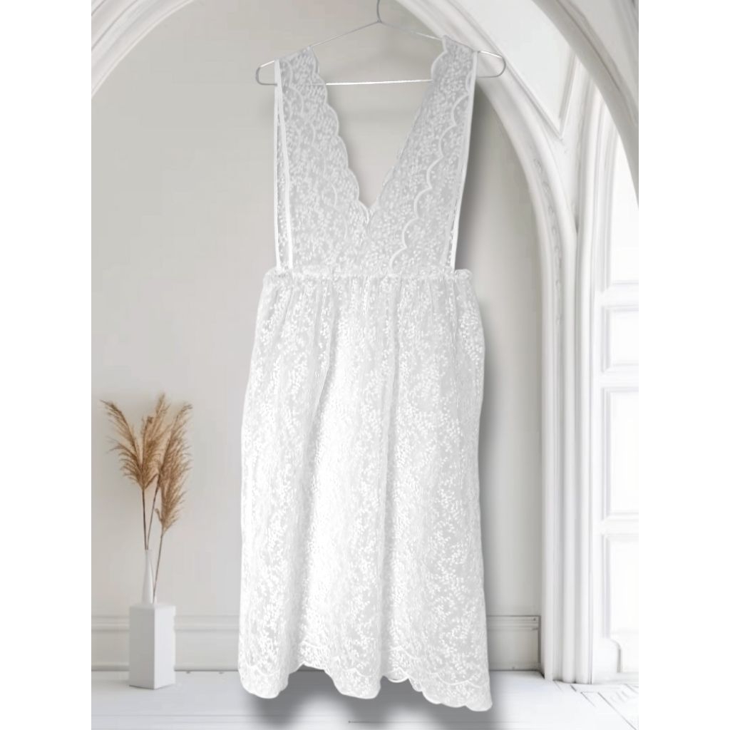 White Lace Midi Dress – Romantic Vintage Look
