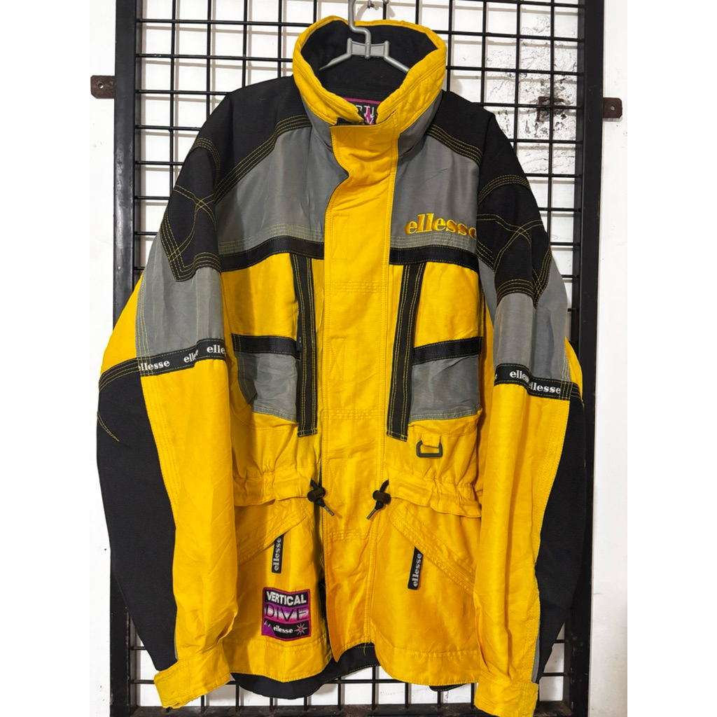 ELLESSE SNOWBOARD VERTICAL DIVE