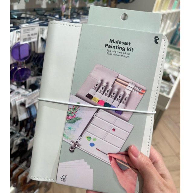 

Flying Tiger Painting Kit - Perlengkapan Melukis