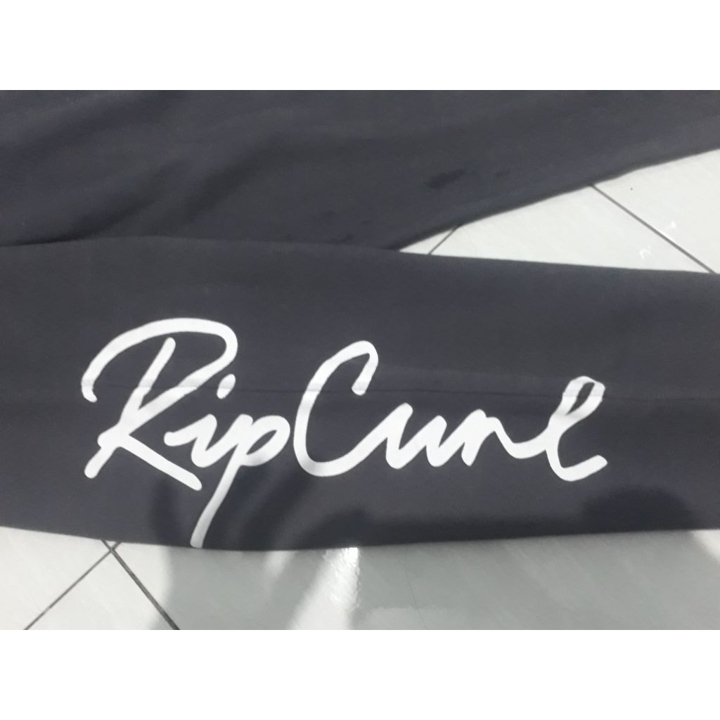 celana ripcurl cewe