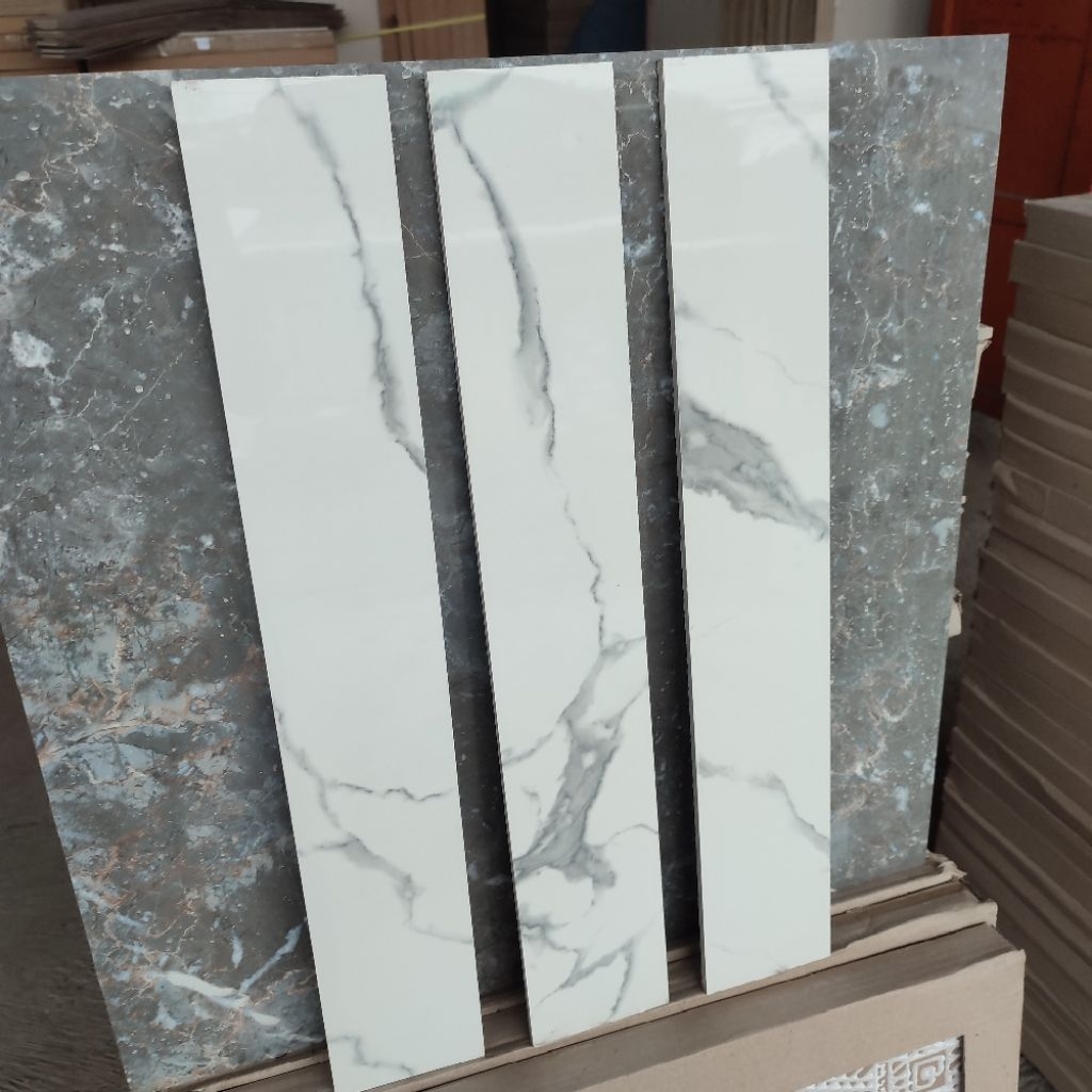 LIST PLINT GRANIT PUTIH MOTIF 10×60