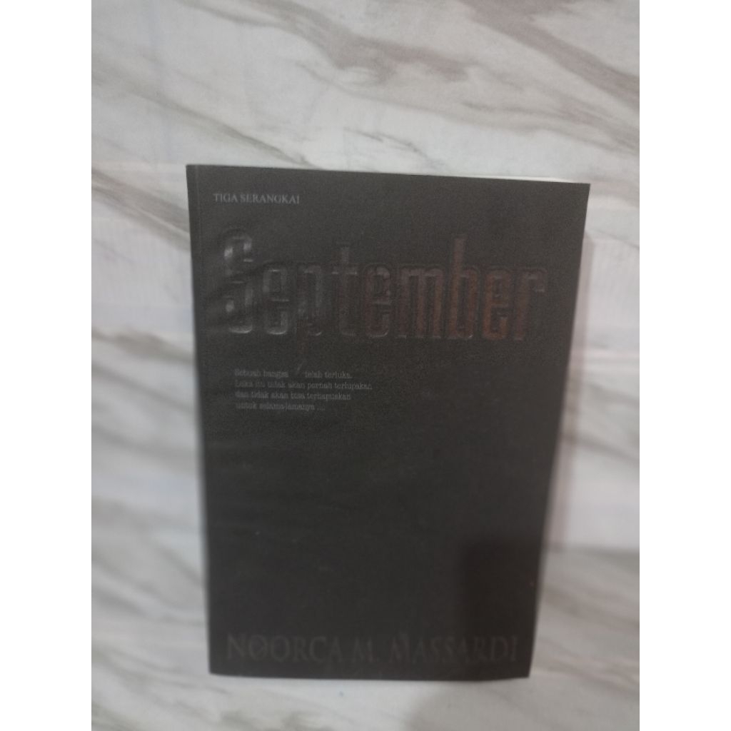 SEPTEMBER by Noorca m.massardi