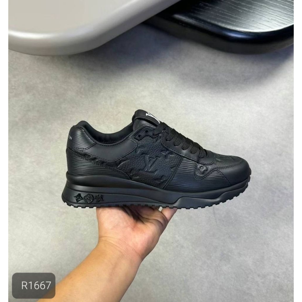 SEPATU SNEAKER PRIA EL VV LEATHER VIP CLASS