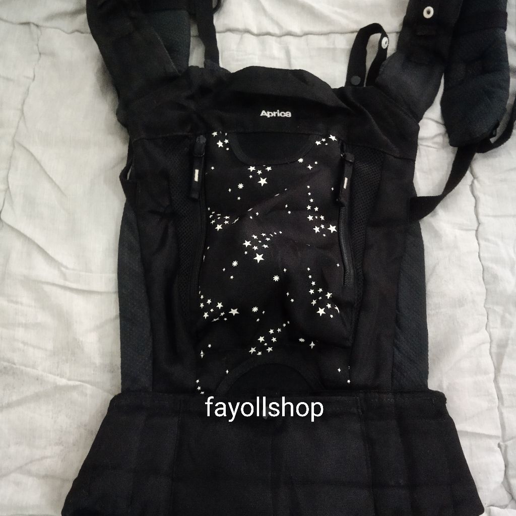 Gendongan Aprica NETT