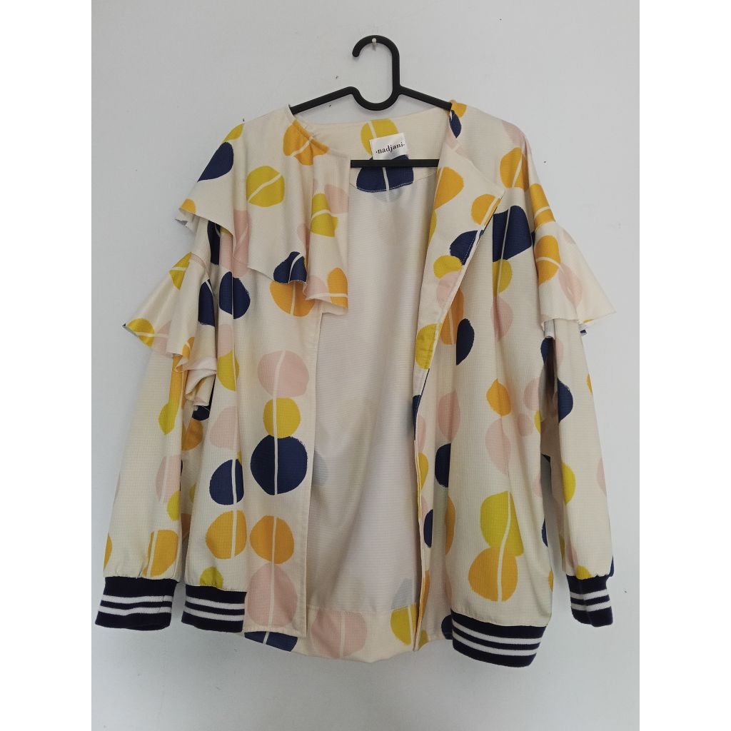 Keinan Outer White Round Nadjani Preloved