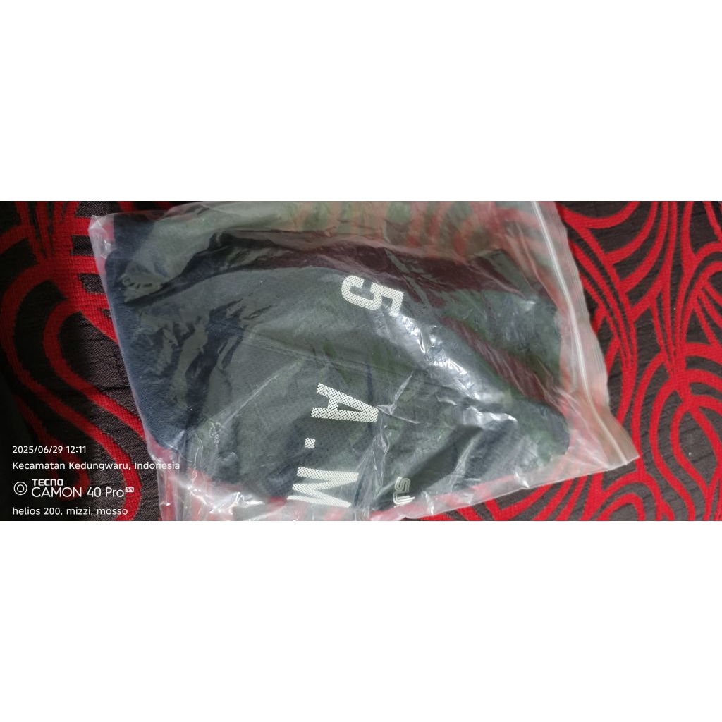 sub jersey warna hitam seken