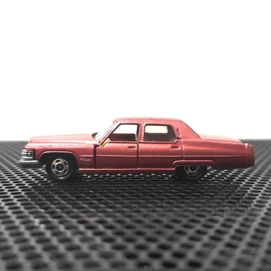 Tomica Cadillac Fleetwood Brougham Japan Loose