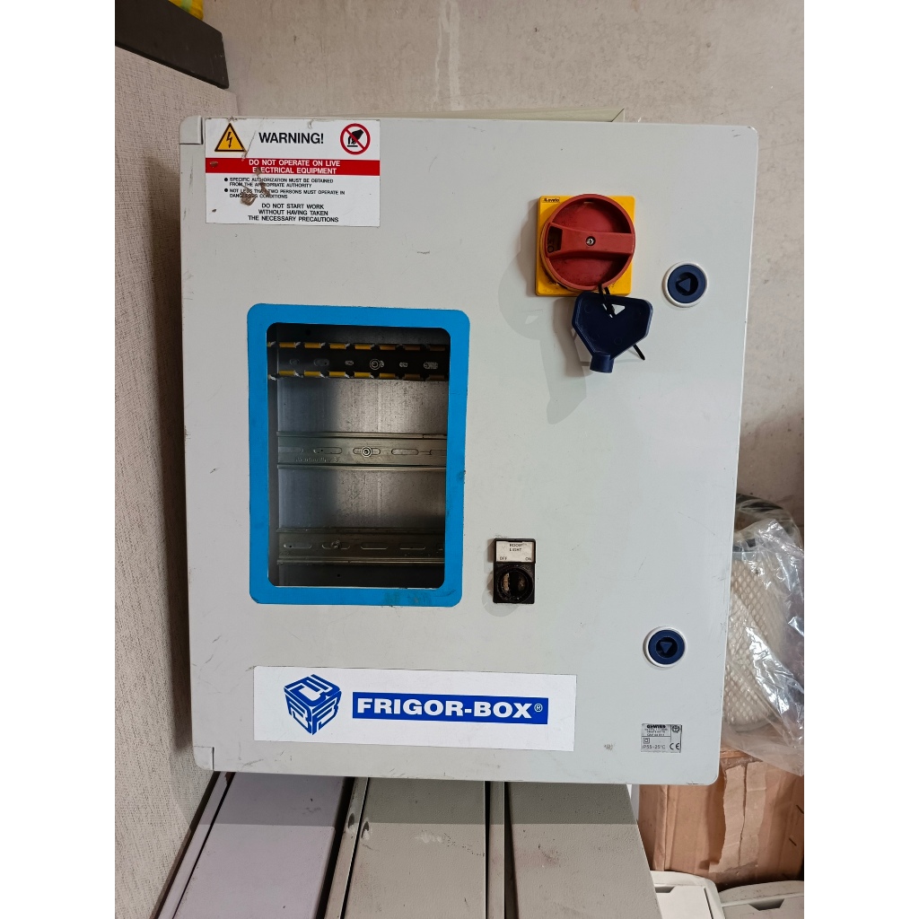 Barang Bekas Box Panel Kontrol Listrik Custom Merk Friger Box