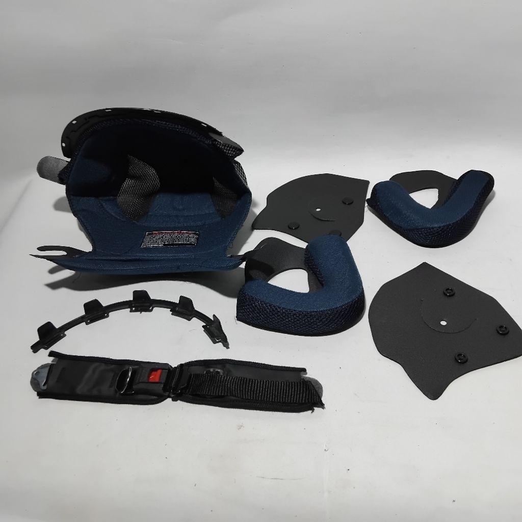 BUSA HELM INK CENTRO LENGKAP FULLSET ALL SIZE