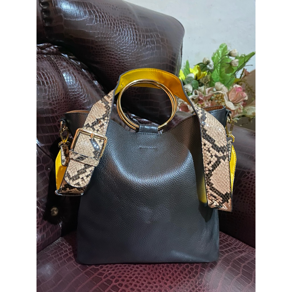 Original DELLA STELLA