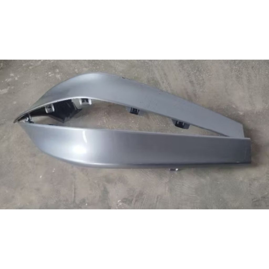 bodykit belakang mobilio e