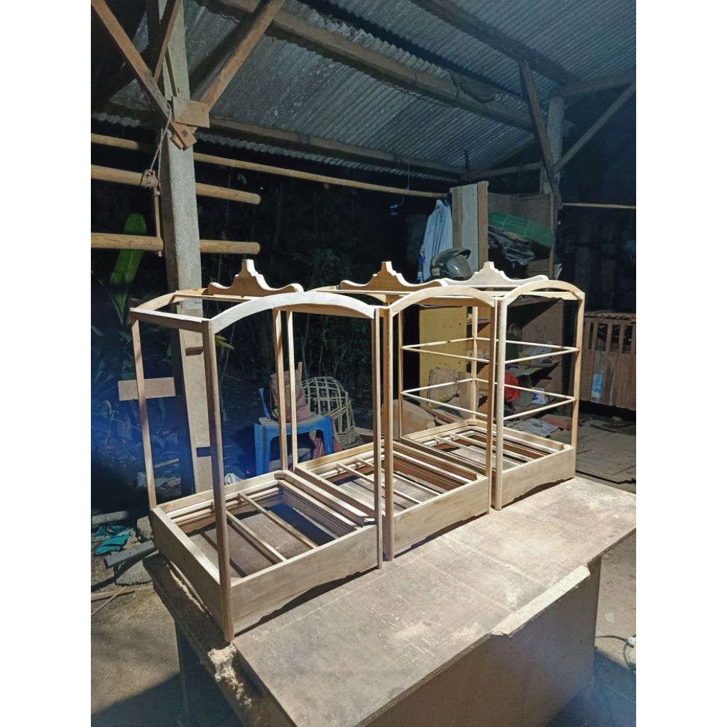 sangkar burung kenari,cucak ijo dll(ambrukan)
