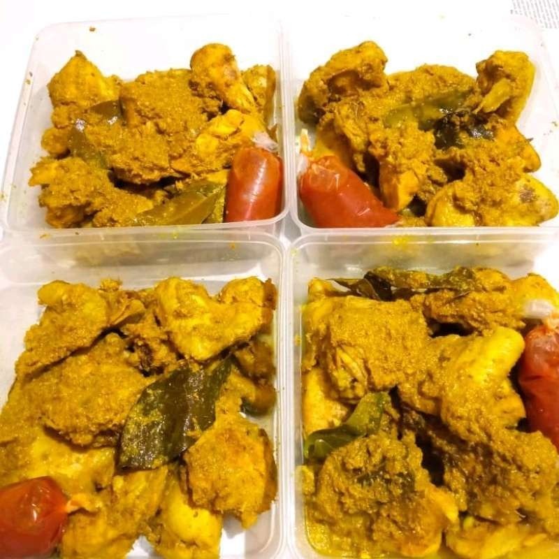 

Ayam Ungkep Lengkuas/Bumbu Kuning