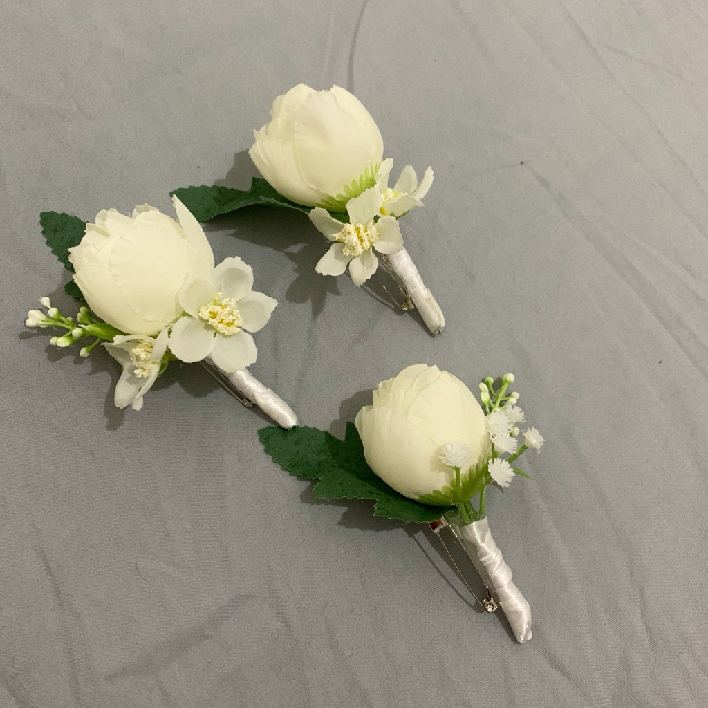 Corsage Bunga
