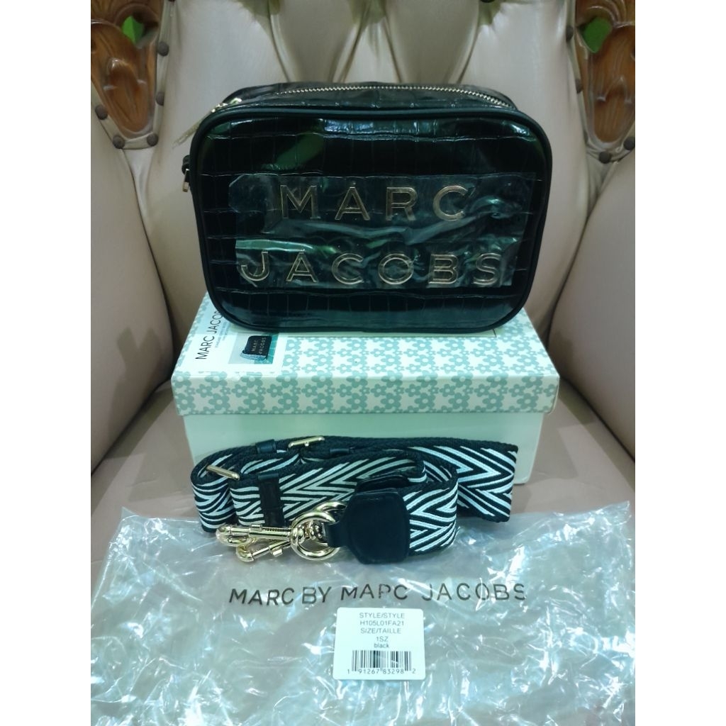 MJ FLASH CROCO BLACK