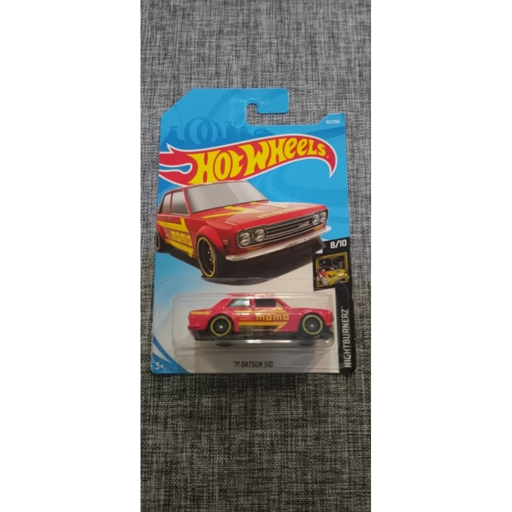 hot wheels Datsun 510