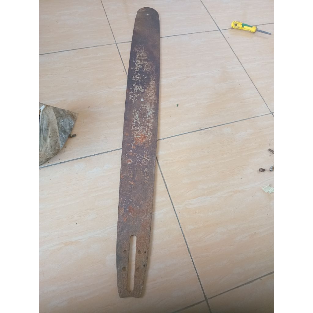 senso bekas bar chansaw besar 97cm