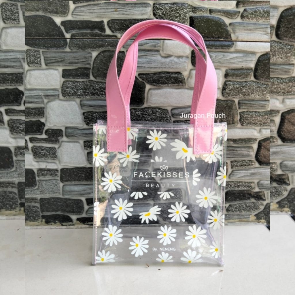 

TAS PVC CUSTOM BEBAS DESAIN/Pouch Skincare Murah Unik Custom/Tas Skincare Murah Unik/Souvenir Pernikahan Murah/Tas Hajatan/Tas Acara
