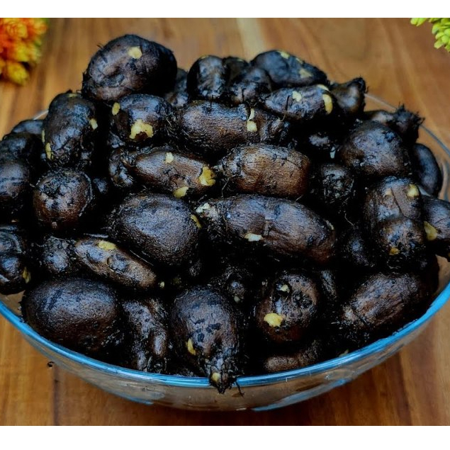 

KENTANG HITAM IRENG BULU ORGANIK 1 KG