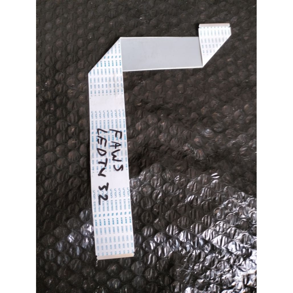 KABEL LVDS TV LED MERK FAWS 32