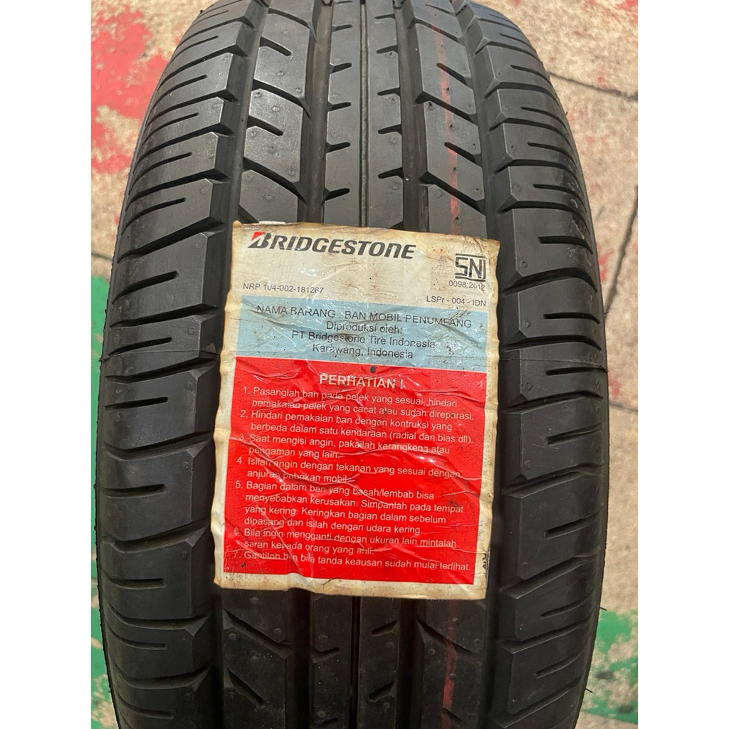 Ban Bridgestone Potenza RE030 185/55 R15 ( 2018 )