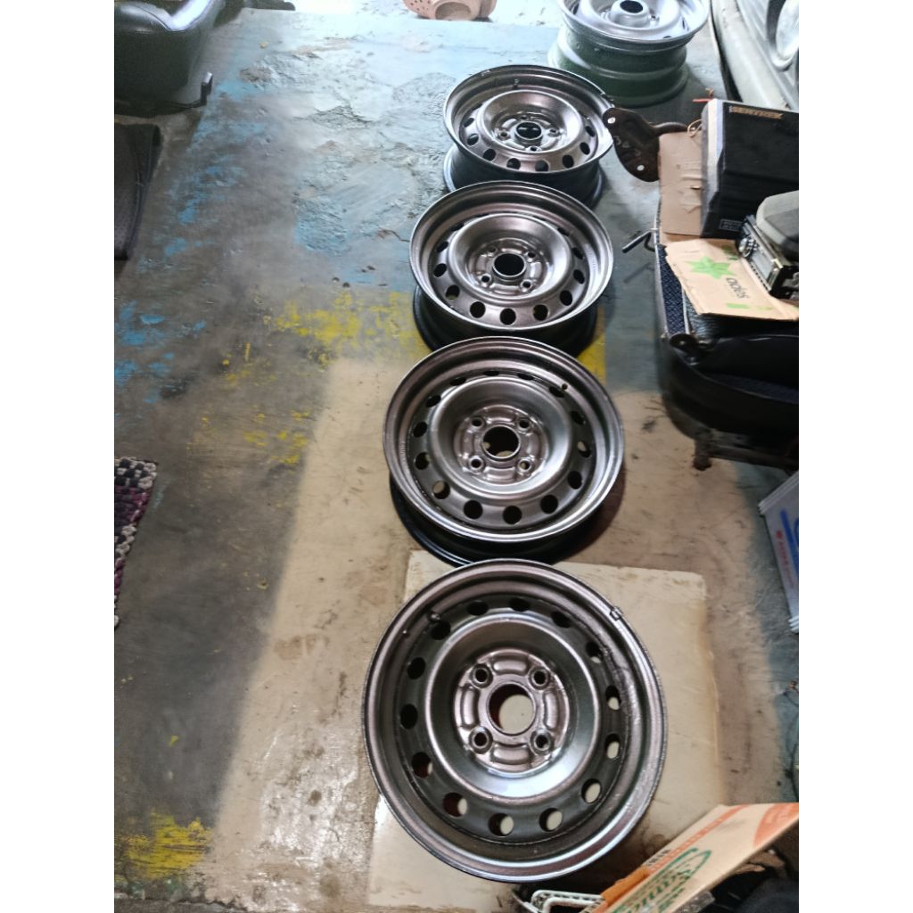 Velg OEM kijang kapsul r14 kaleng