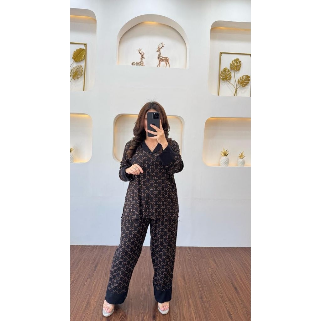 laura set piyama lengan panjang wanita