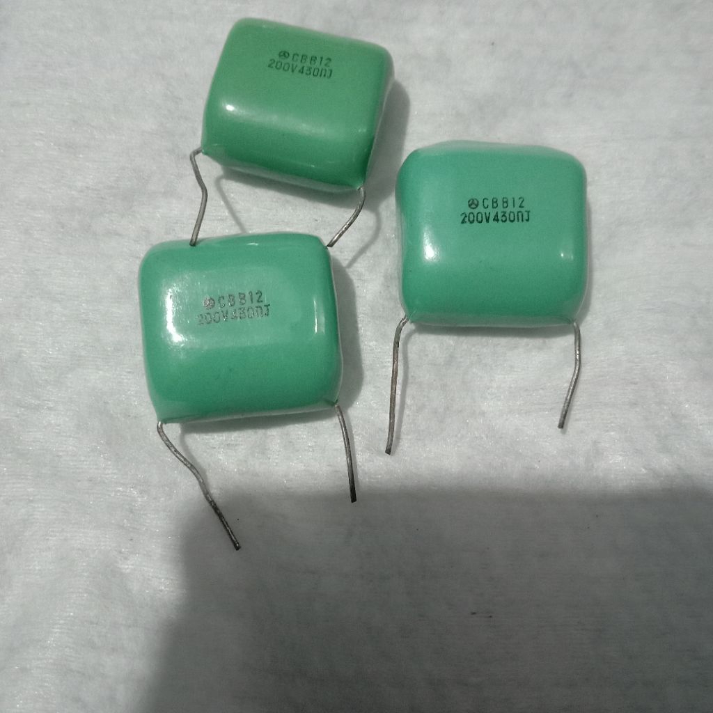 lot 3pcs kapasitor Milar 200V - 430n J