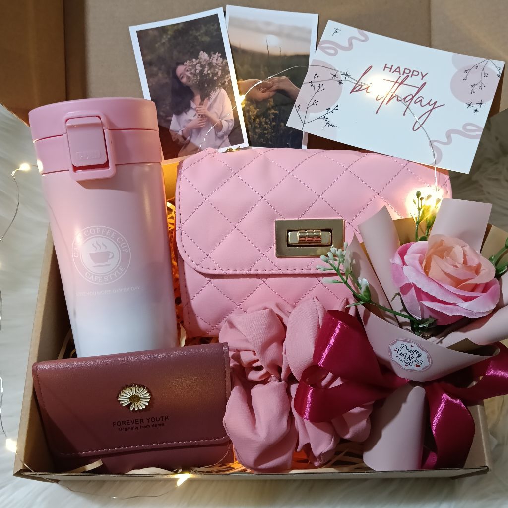 

Kado hampers cewek ulang tahun ladies bag box