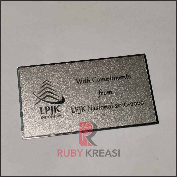 

custom plat nama stainless warna silver