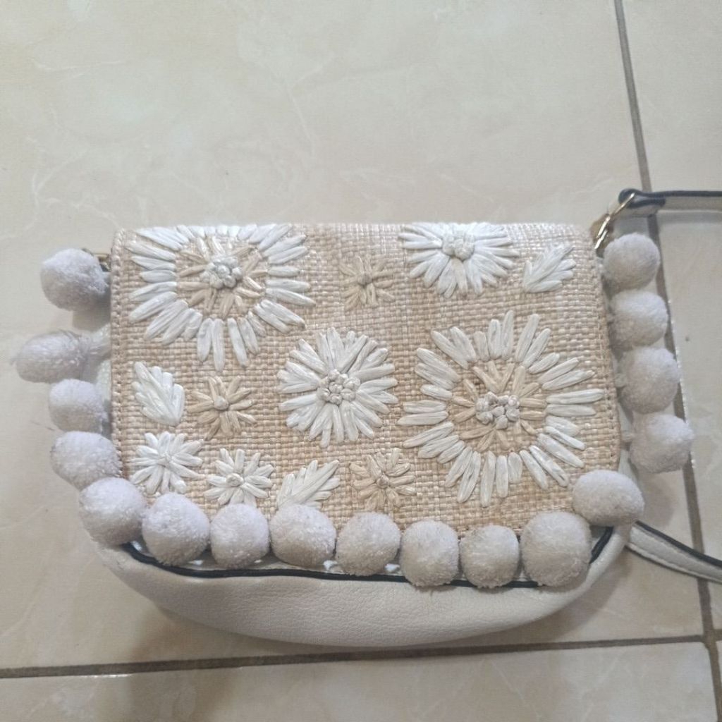 Tas Sling mini Merk Aldo Preloved