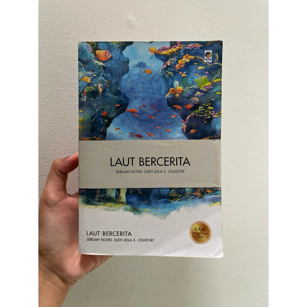 Novel Laut Bercerita