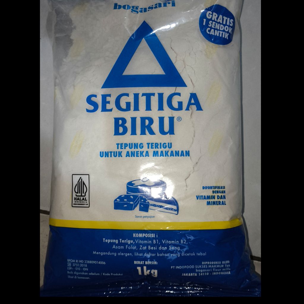 

tepung segitiga biru 1kg