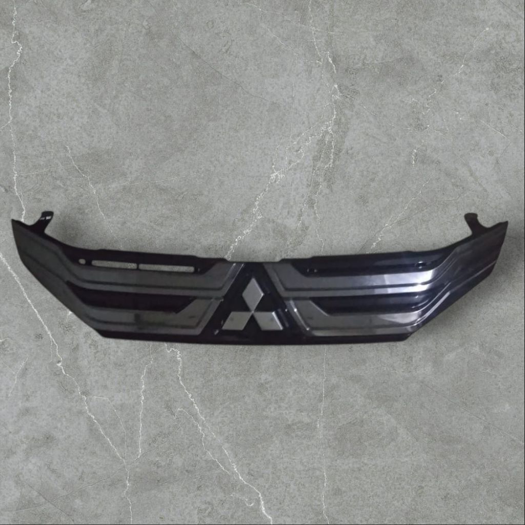 Grill Original Mitsubishi Xpander Type Sport 2021 | Grill Depan Xpander