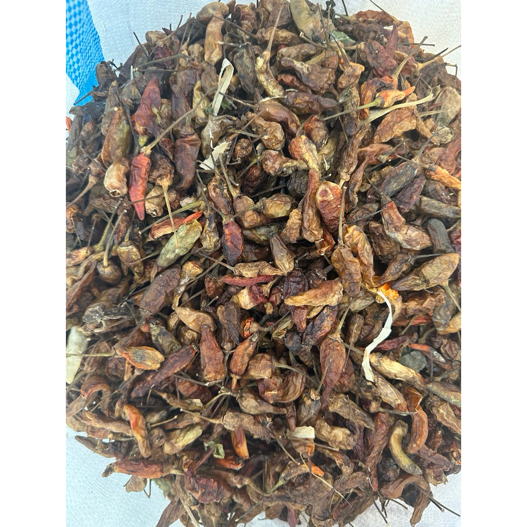 

cabe kering sortiran (lokal)