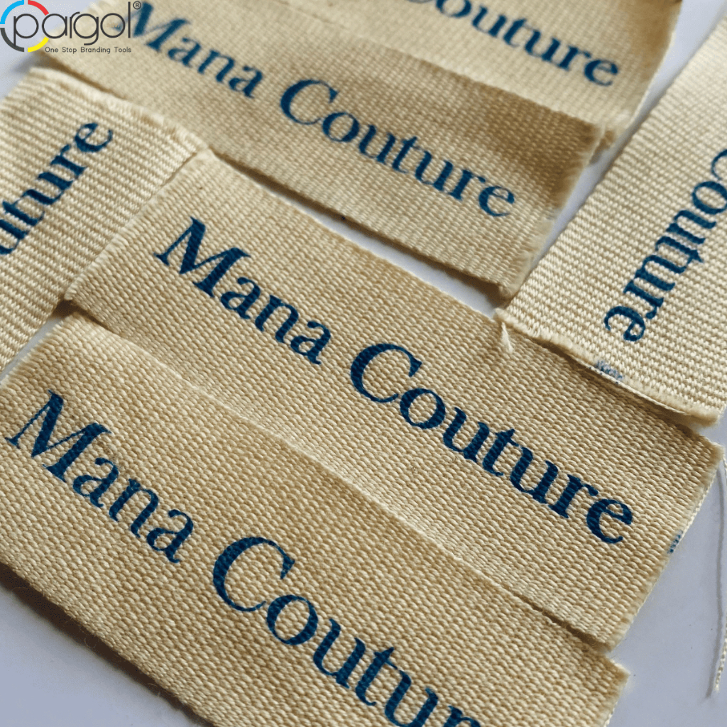 

Label Baju Custom Piterban - Nama/Logo Jahit untuk Distro & Brand Fashion – PargolLabel