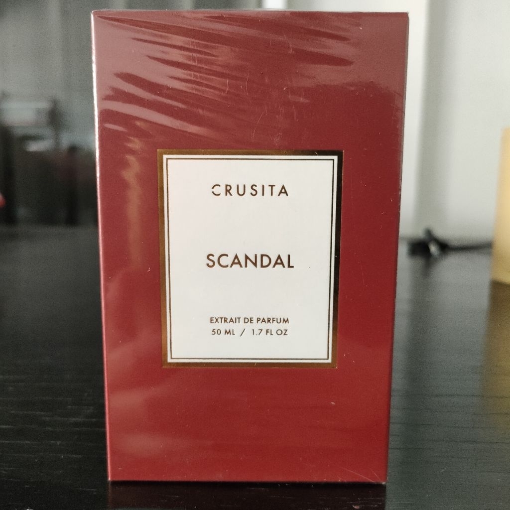 Parfume Scandal Crusita