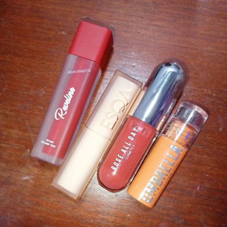 preloved liptint reveline||friendly