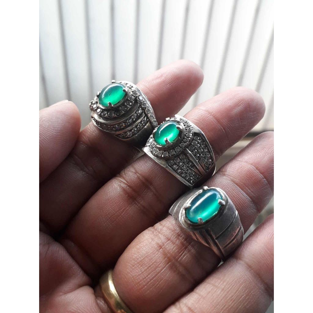 batu  natural bacan doko gulau  palamea  sedia pandan lumut  pirus persia ceplok  yaman wulung  kali